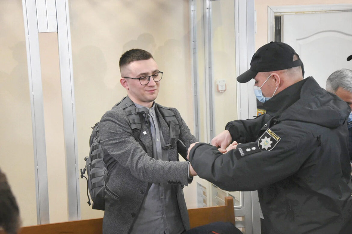 Активіста Сергія Стерненка відпустили із СІЗО під цілодобовий домашній арешт