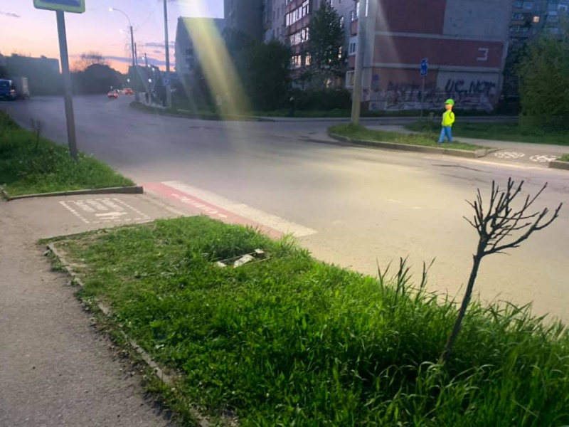 Після вихідних в Чернівцях по вулиці Воробкевича зникла фігура школярика