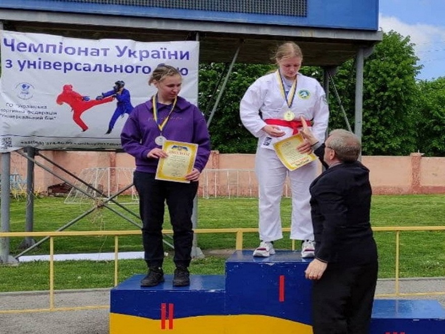 Буковинка Людмила Ілюк здобула 4 золотих медалі на чемпіонатах України зі змішаних бойових мистецтв