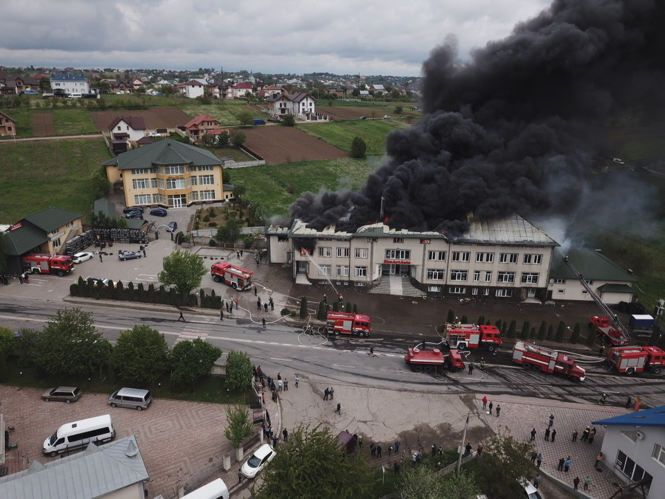 Пожежа у Коровії: рятувальники локалізували вогонь
