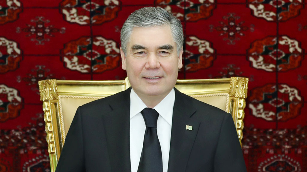 Президент Туркменістану вирішив піти з посади, бо “досяг віку Пророка”