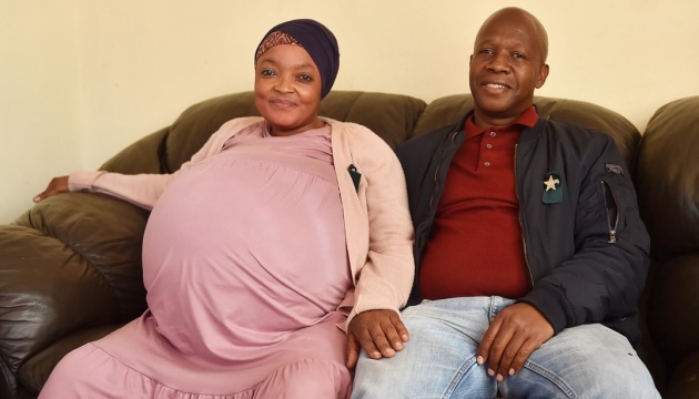 Жінка у ПАР народила одразу десятеро дітей – світовий рекорд