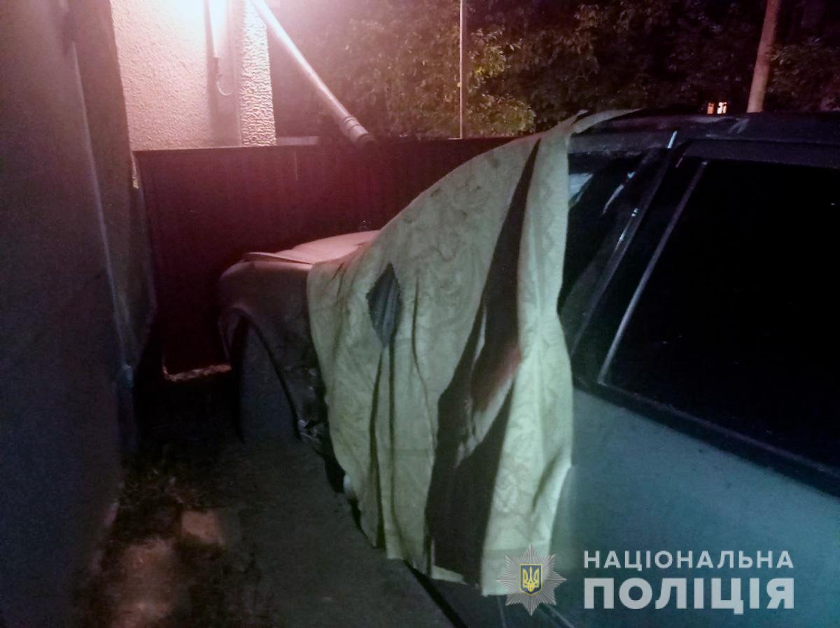 Смертельне ДТП на Буковині: водій авто зіткнувся з мотоциклом і втік