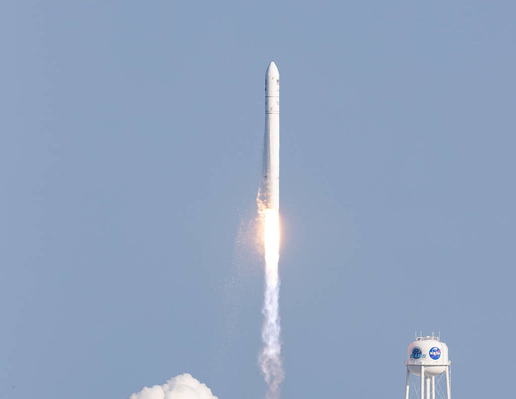 “Південмаш” підписав контракт зі США на виготовлення двох перших ступенів ракет Antares