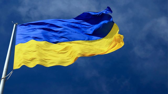 У Вільнюсі вивісять 33 тисячі українських прапорів під час саміту НАТО