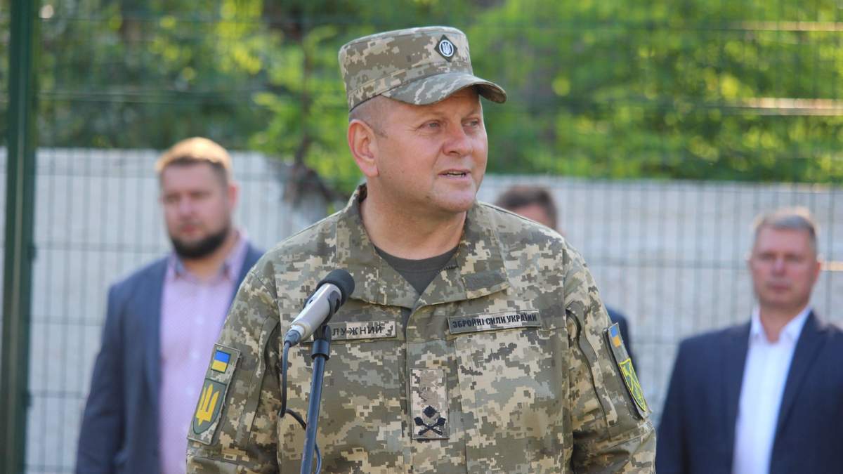 Головнокомандувач ЗСУ заспокоює українок щодо військового обліку