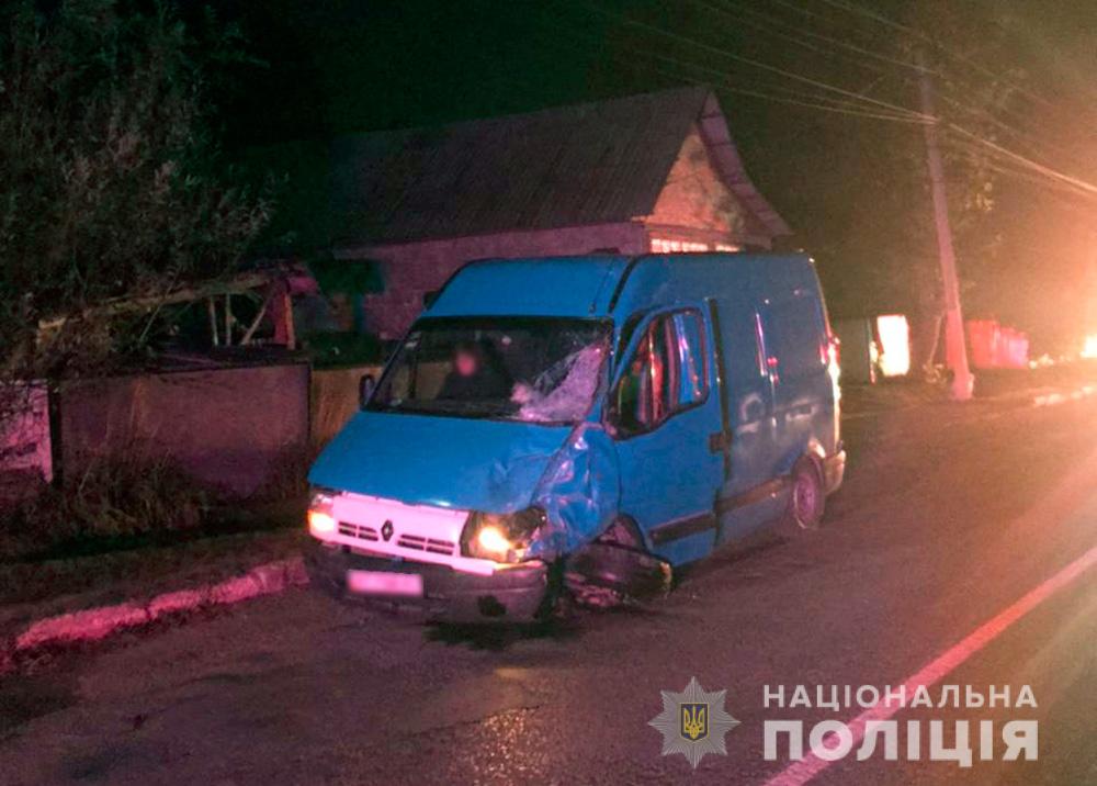 Смертельна ДТП на Буковині: молодий мотоцикліст зіткнувся з мікроавтобусом