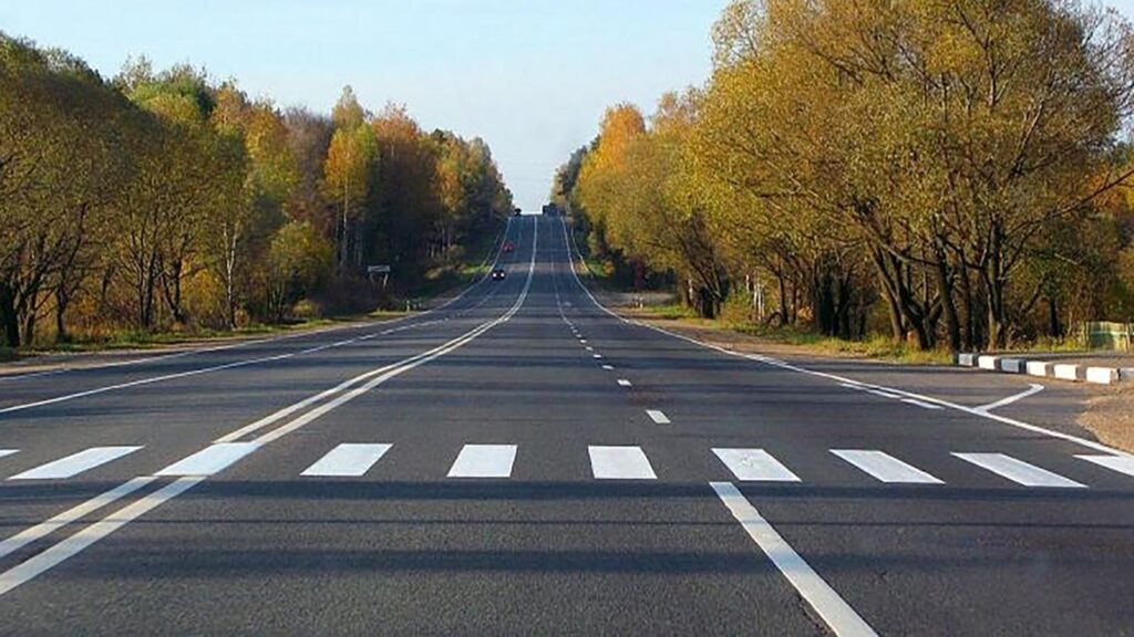З 1 листопада почнуть діяти нові правила дорожнього руху в Україні