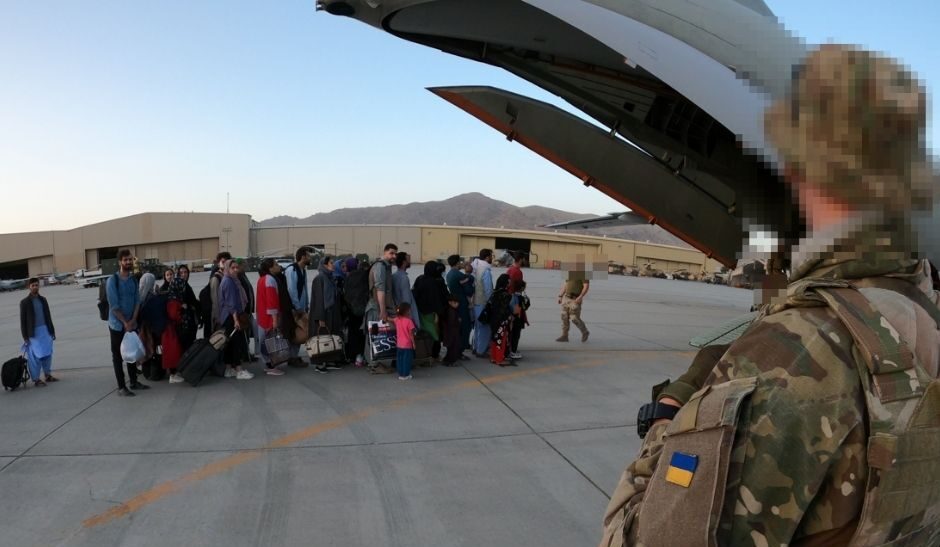 Російські спецслужби намагалися завадити евакуації українців з Афганістану – розвідка
