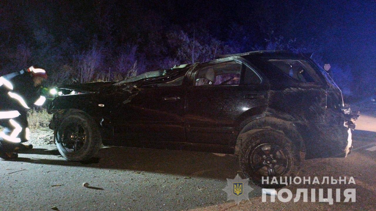 З’їхав у кювет: у ДТП на Буковині постраждали нетверезий водій та пасажир