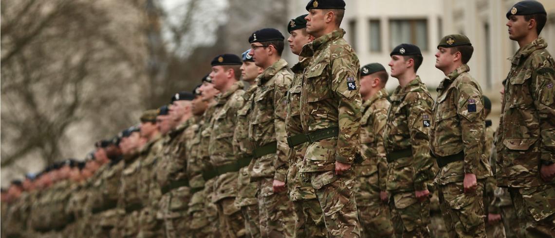 Таблоїд Mirror повідомив про нібито готовність відправки в Україну кількох сотень британських військових