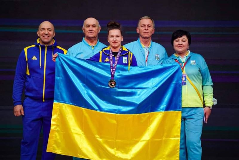 Українка Гангур здобула «золото» чемпіонату світу з важкої атлетики