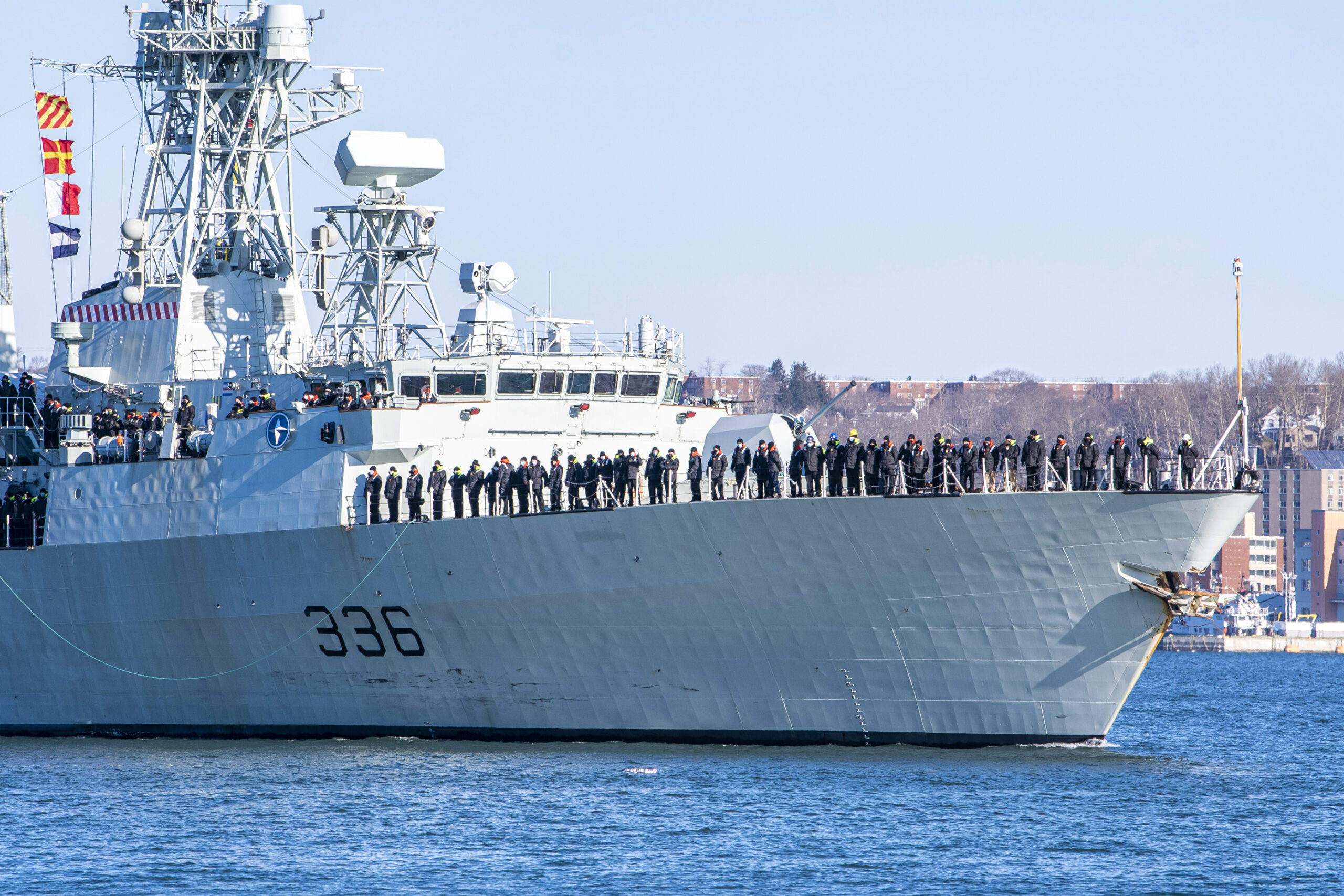 Канада відправила свій фрегат у Чорне море