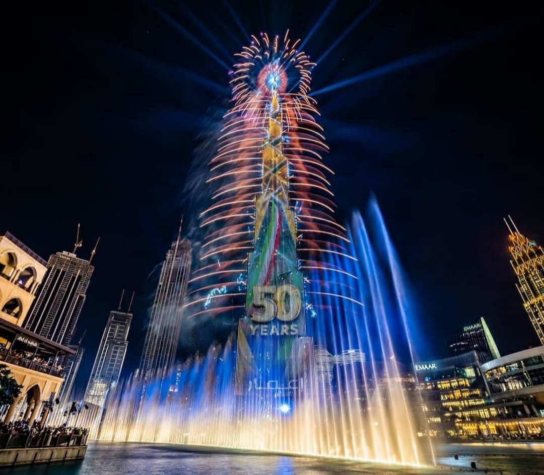 Українська компанія створила новорічне LED-шоу на найвищій будівлі світу