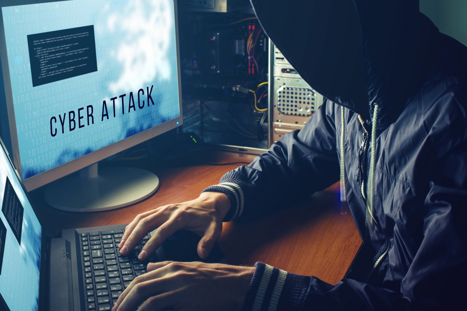 Атака хакерів на сайт Міноборони України триває