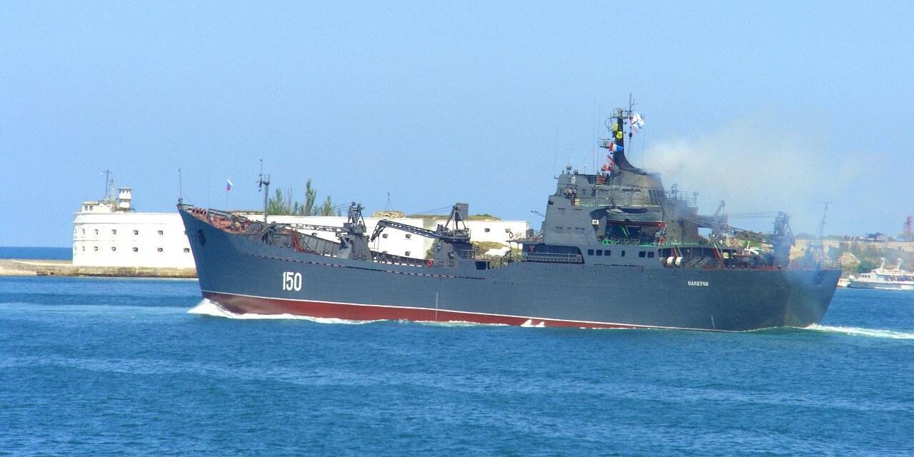 Не «Орськ», а «Саратов»: у Генштабі уточнили інформацію про знищений в Бердянську корабель