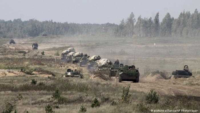 Російські війська планують переганяти несправну техніку на окуповану Донеччину