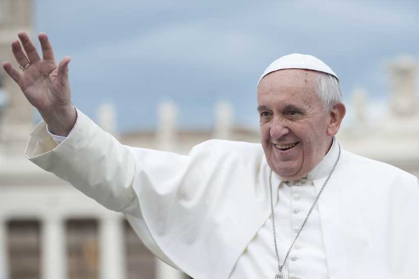 Папа Римський подарував машину швидкої допомоги лікарні на Львівщині