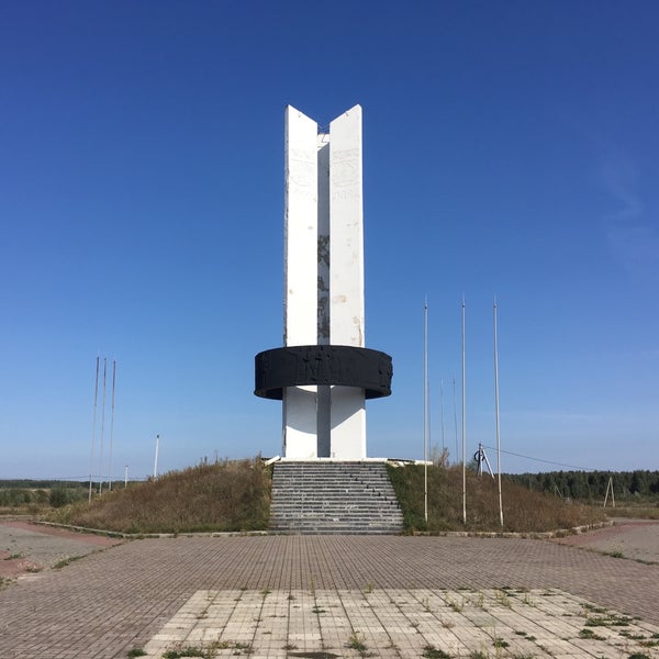 Мер Чернігова пропонує знести пам’ятник «Три сестри» на кордоні з рф і білоруссю