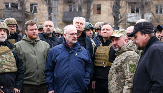 Президенти Польщі, Литви, Латвії та Естонії  побували під Києвом: побачили злочини окупантів