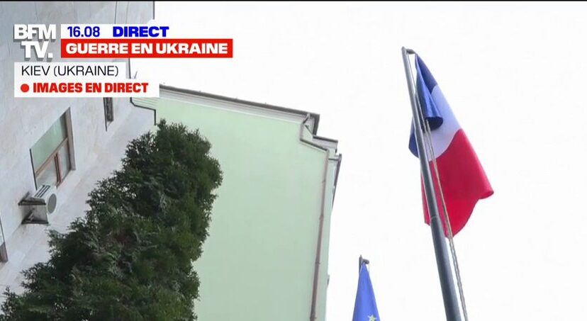 Посольство Франції повернулося зі Львова до Києва
