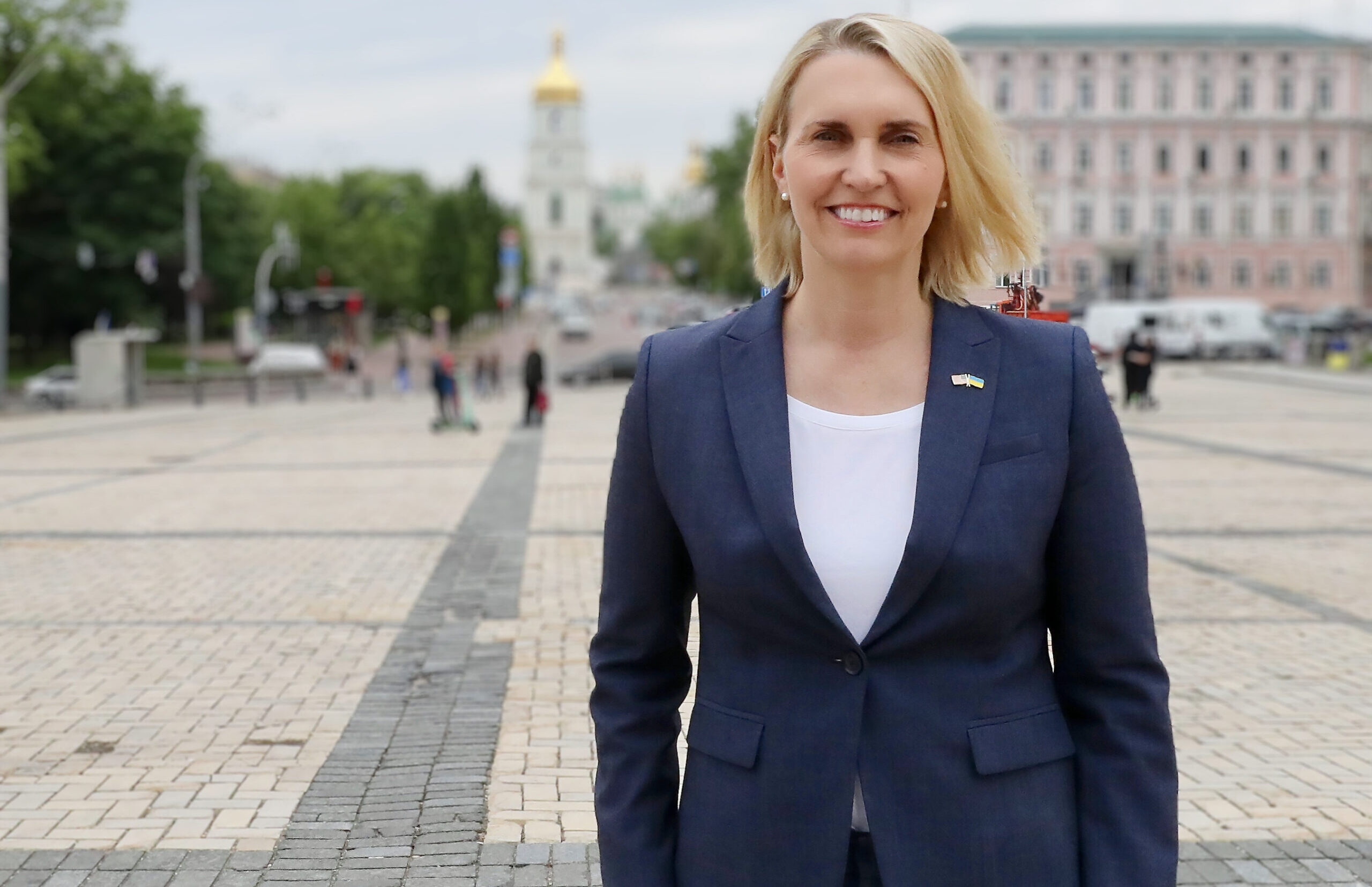 До Києва прибула Бріджит Брінк, призначена новим послом США в Україні