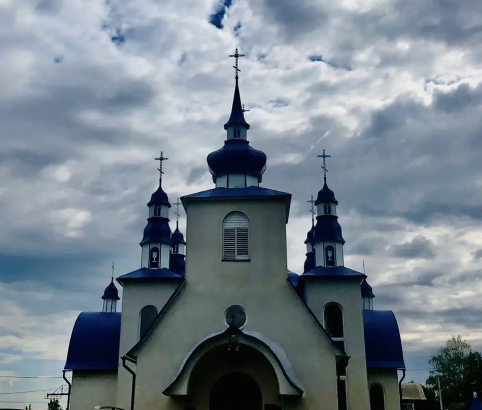 10 днів на перехід: Берегометська селищна рада порадила церквам УПЦ змінити патріархат