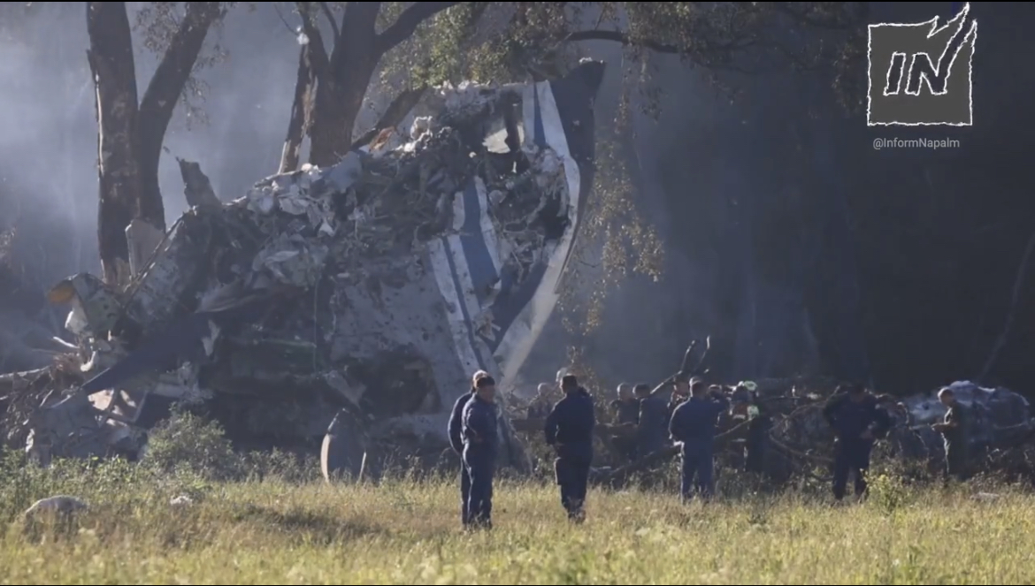 Четвертий випадок за тиждень: у рф під час тренувального польоту впав військовий літак