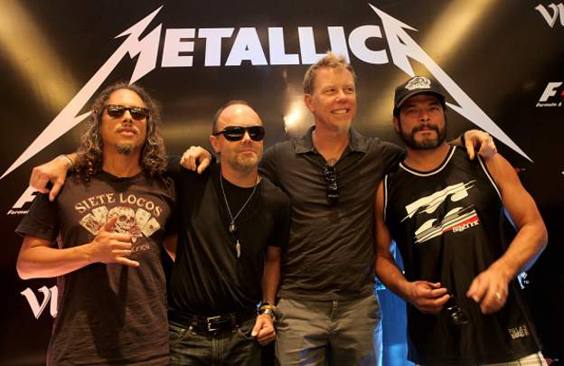 Рок-гурт Metallica  заробив для українців 1 мільйон доларів