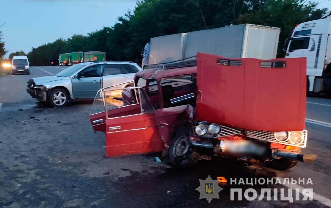 Їхав і стало зле: на Буковині 63-річний водій спричинив ДТП з трьома потерпілими