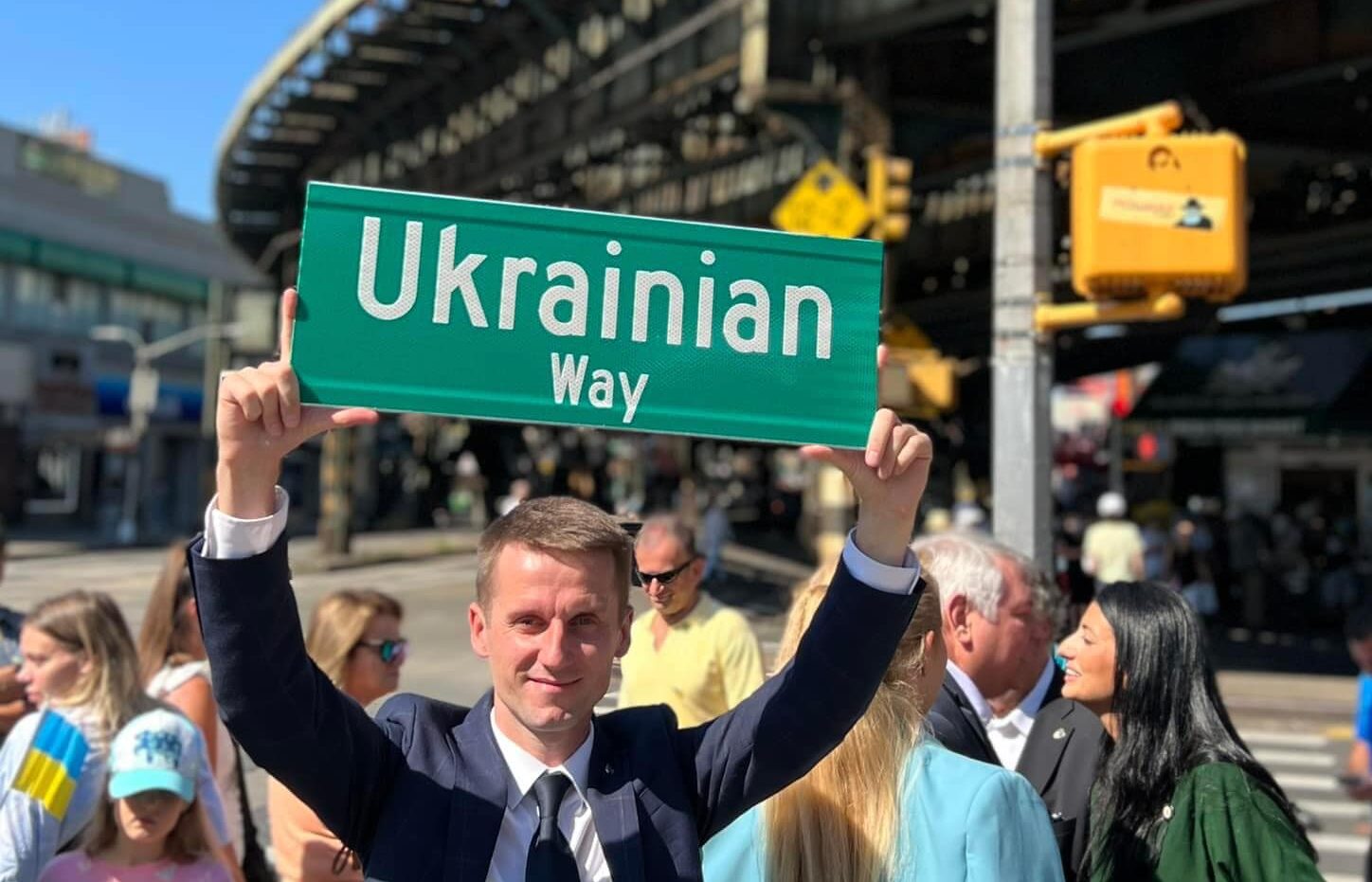 Український шлях замість Брайтон-Біч: влада Нью-Йорка перейменувала відоме перехрестя