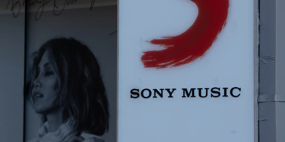 Компанія звукозапису Sony Music повністю виходить з росії