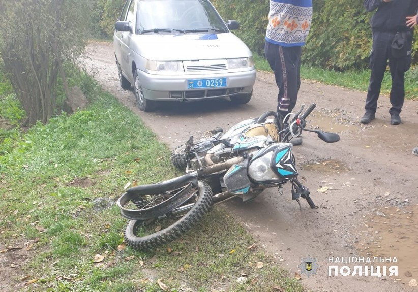 ДТП на Буковині: травмувався водій мотоцикла