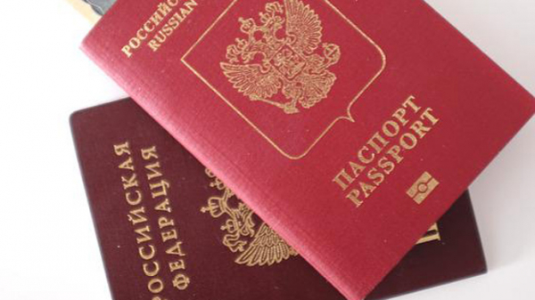 Євросоюз готує рішення про невизнання закордонних паспортів, виданих на окупованих територіях України