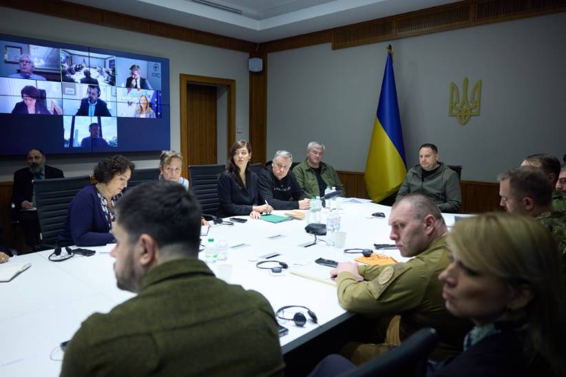 Україна закликає Червоний Хрест відправити місію в колонію Оленівки протягом трьох днів