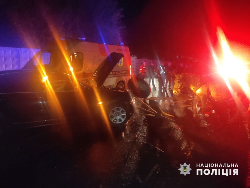 Смертельна ДТП на Буковині: зіткнувся автомобіль з підводою, 62-річний водій воза загинув