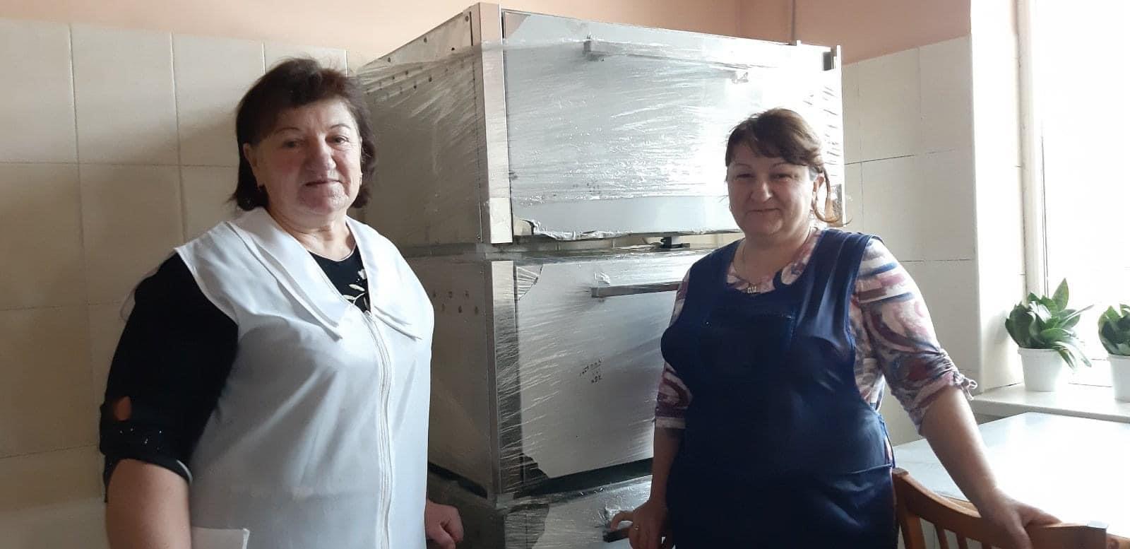 Холодильник, бойлери та генератор: Петричанський жіночий психоневрологічний будинок-інтернат отримав допомогу з Японії