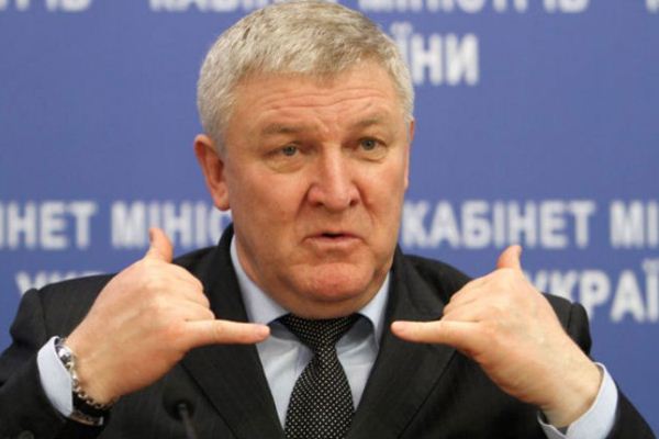 Суд дозволив затримати міністра оборони часів Януковича