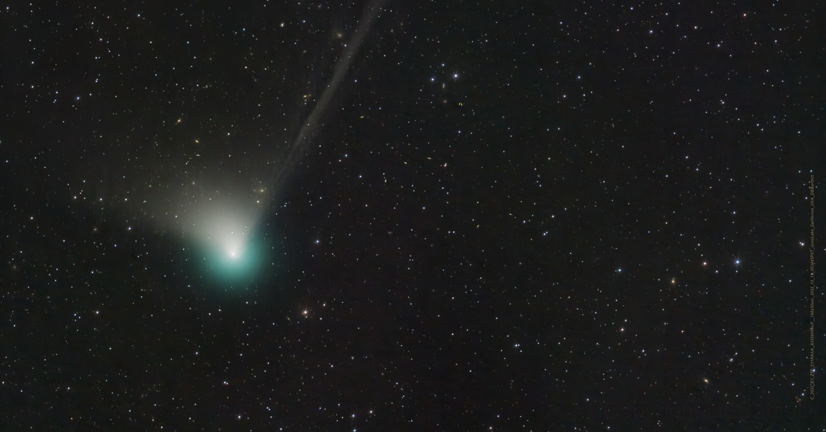 Слідкуйте за першою кометою 2023 року