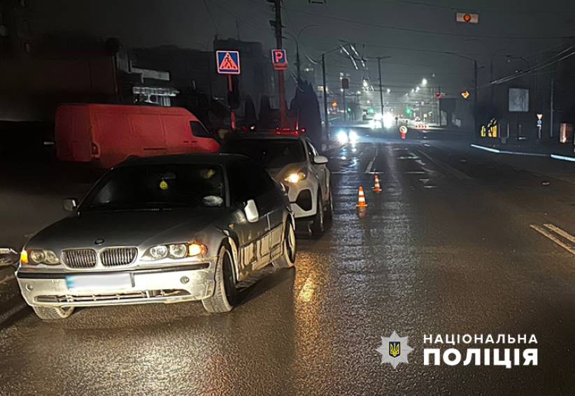 ДТП у Чернівцях: водій “BMW” збив підлітка на пішохідному переході