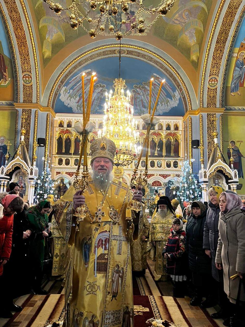 Позбавлений громадянства України митрополит Мелетій, досі веде богослужіння на Буковині