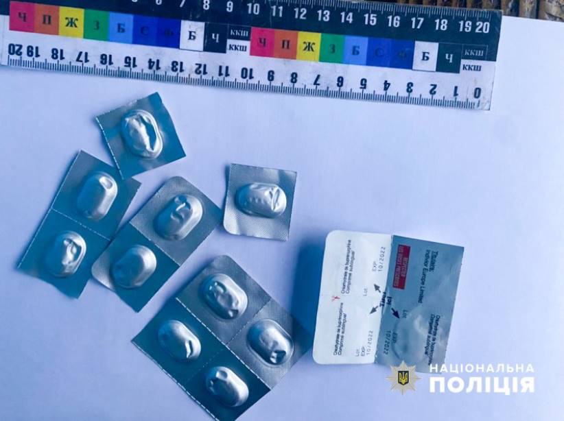 Незаконно зберігав наркотики: у Вижницькому районі працівники поліції викрили буковинця
