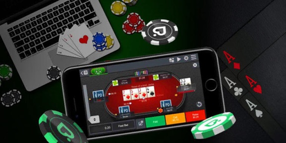 Переваги та недоліки онлайн покеру