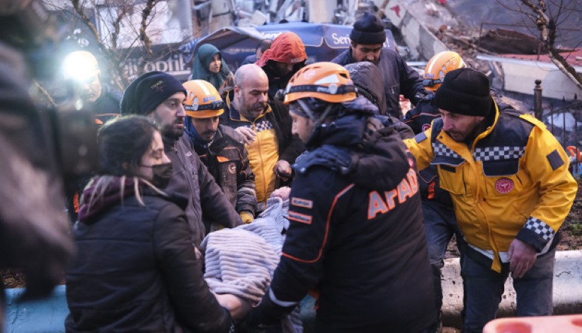 Унаслідок землетрусів у Сирії та Туреччині кількість загиблих перевищила 8000