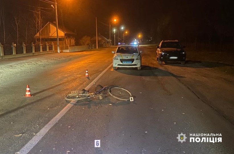 ДТП на Буковині: постраждав велосипедист