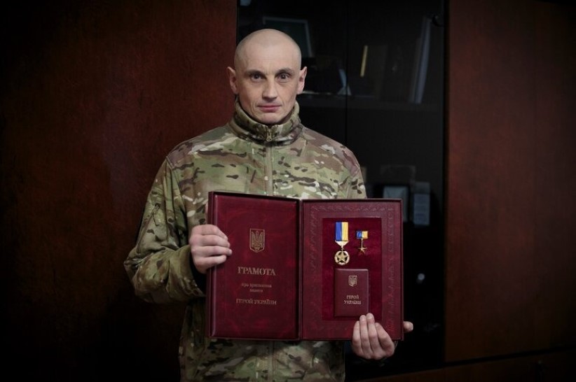 Понад 20 років віддав службі у правоохоронних органах: буковинець отримав найвищу державну нагороду “Герой України”