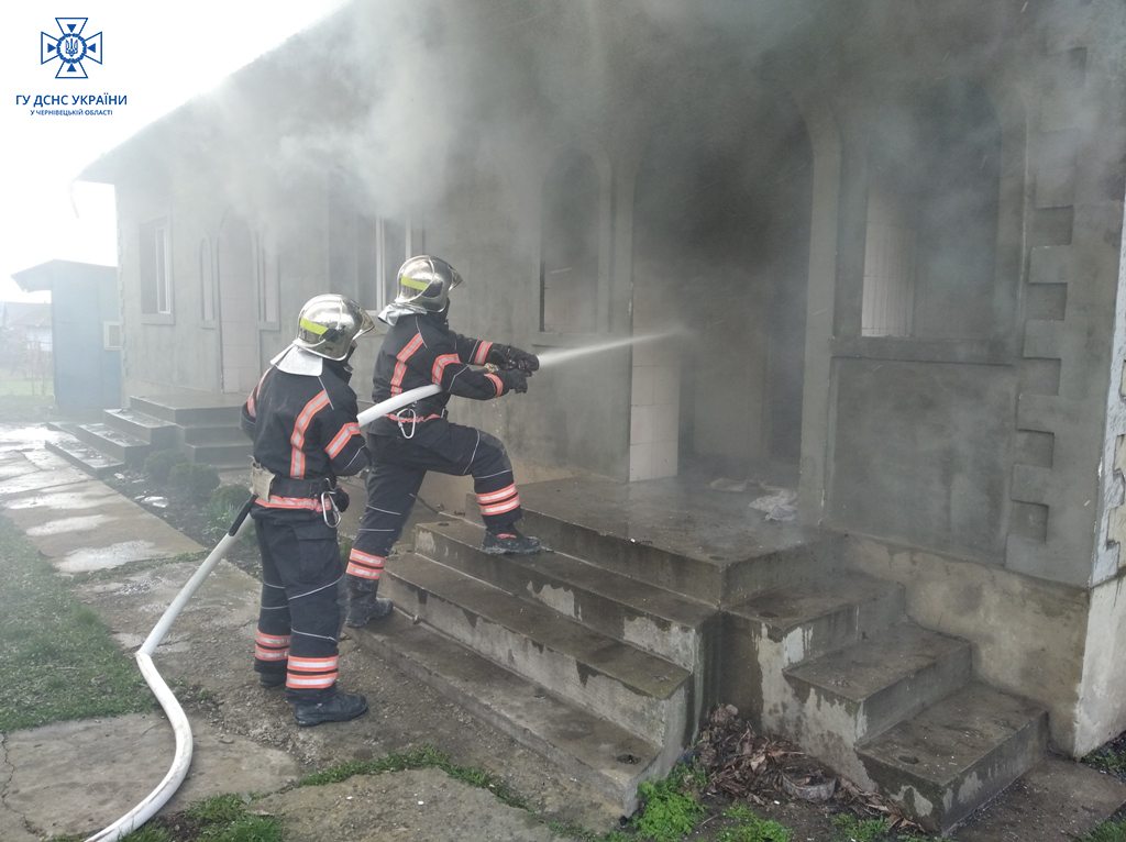 Минулої доби на Буковині ліквідовано 4 пожежі: всі у житловому секторі