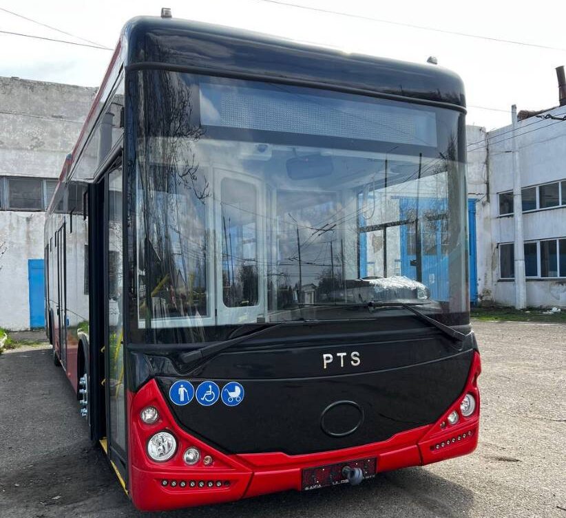 У Чернівцях ще два нових тролейбуси вийдуть на маршрути