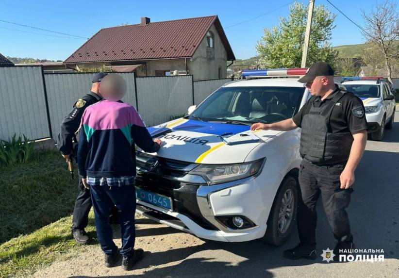 У Чернівецькій області нетверезий водій пропонував хабаря поліціянтам