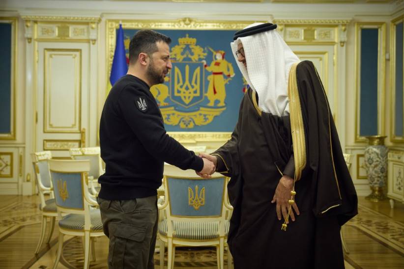 Очільник МЗС Бахрейну вперше прибув до України та зустрівся з президентом Зеленським